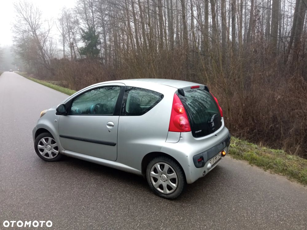 Peugeot 107 1.0 Urban Move - 3