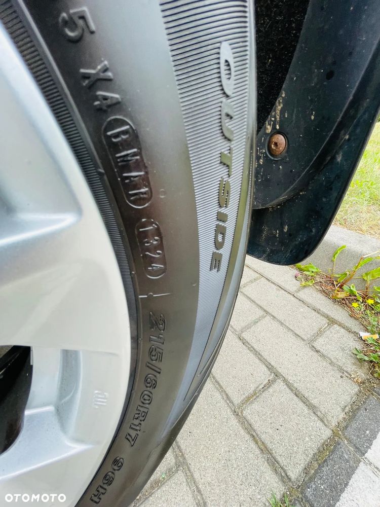 Nissan Qashqai 1.6 DIG-T N-Connecta - 30