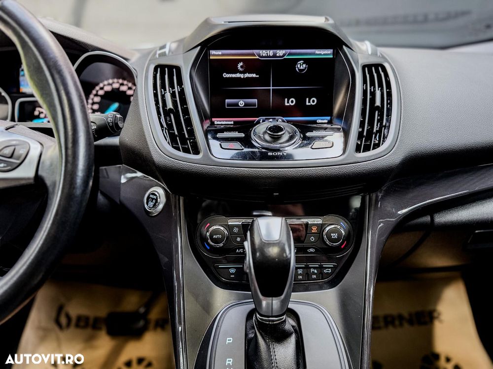 Ford Kuga 2.0 TDCi 4WD Powershift Titanium - 18
