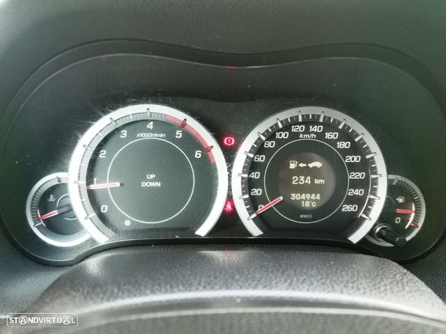 Honda Accord Tourer 2.2 i-DTEC Executive Navi - 17