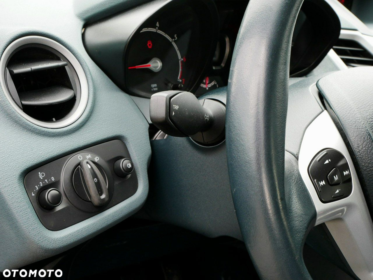 Ford Fiesta 1.25 Ambiente - 14