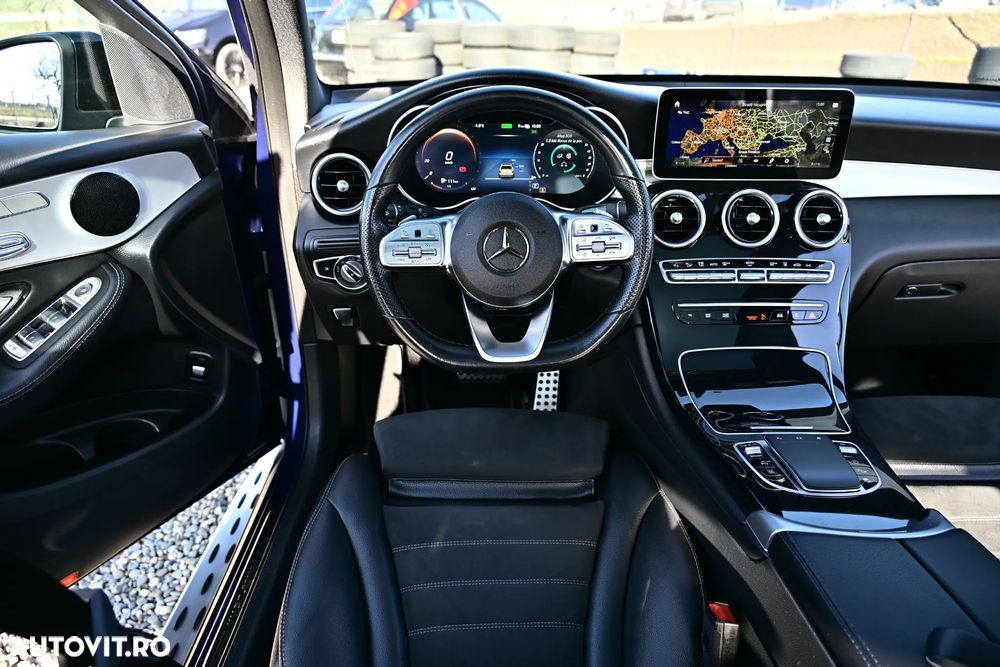 Mercedes-Benz GLC - 24