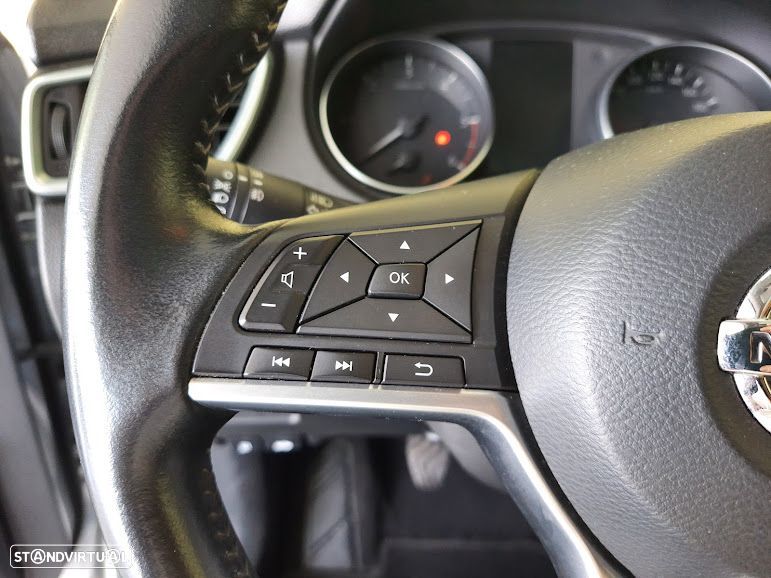 Nissan Qashqai 1.5 dCi N-Connecta - 15