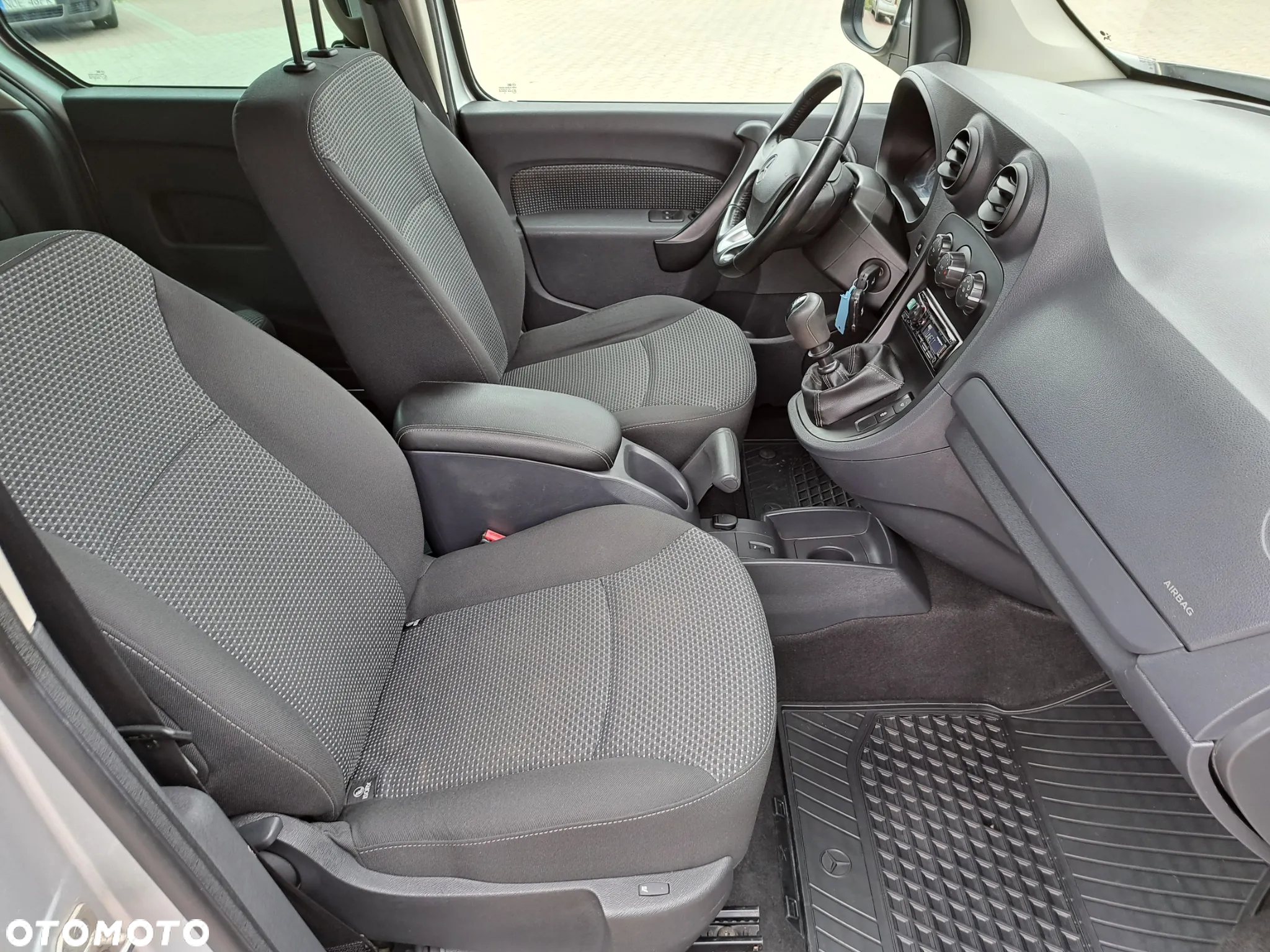 Mercedes-Benz Citan - 21