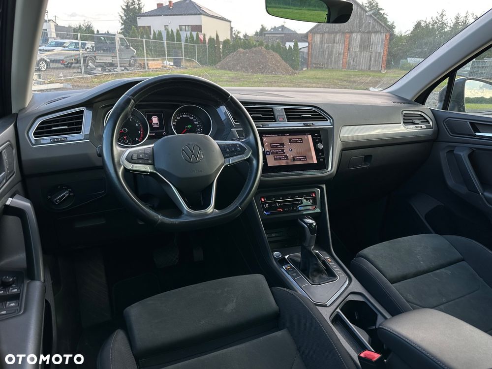 Volkswagen Tiguan - 18