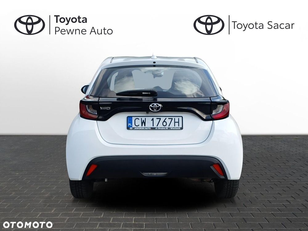 Toyota Yaris - 4