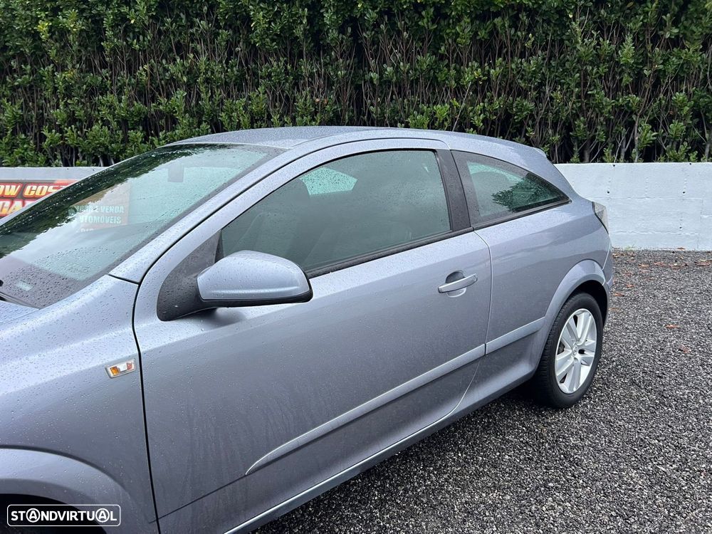 Opel Astra GTC 1.3 CDTi - 17