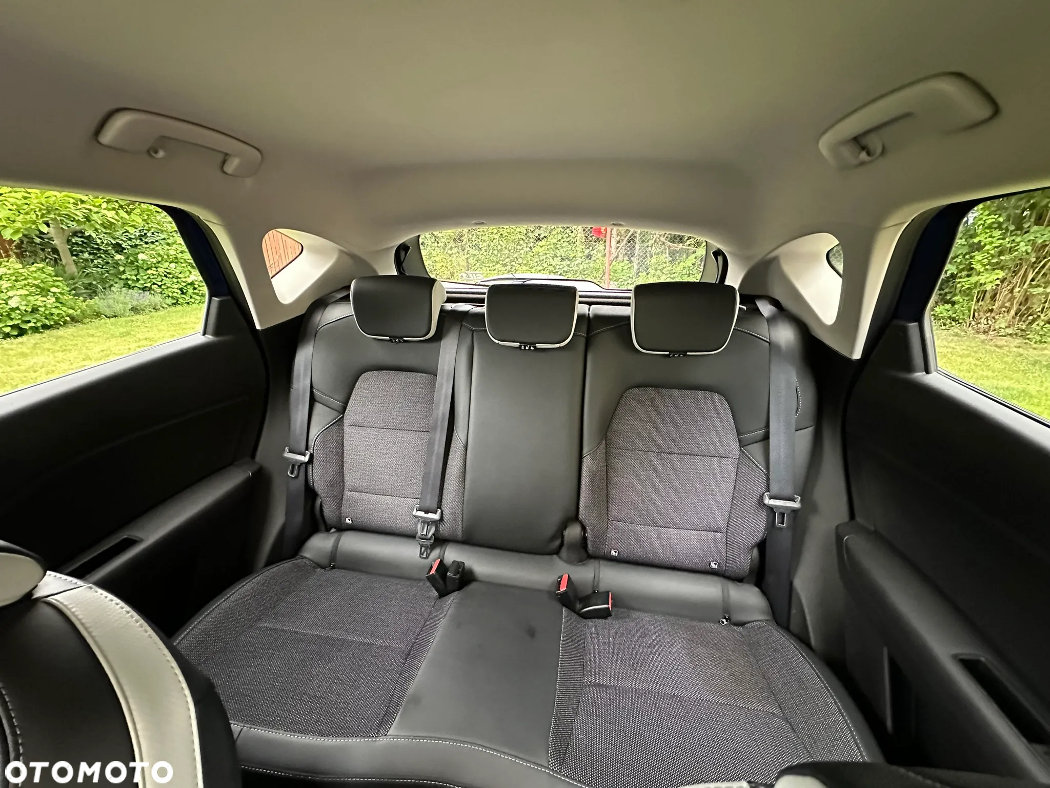 Renault Captur 1.5 Blue dCi Intens EDC - 12
