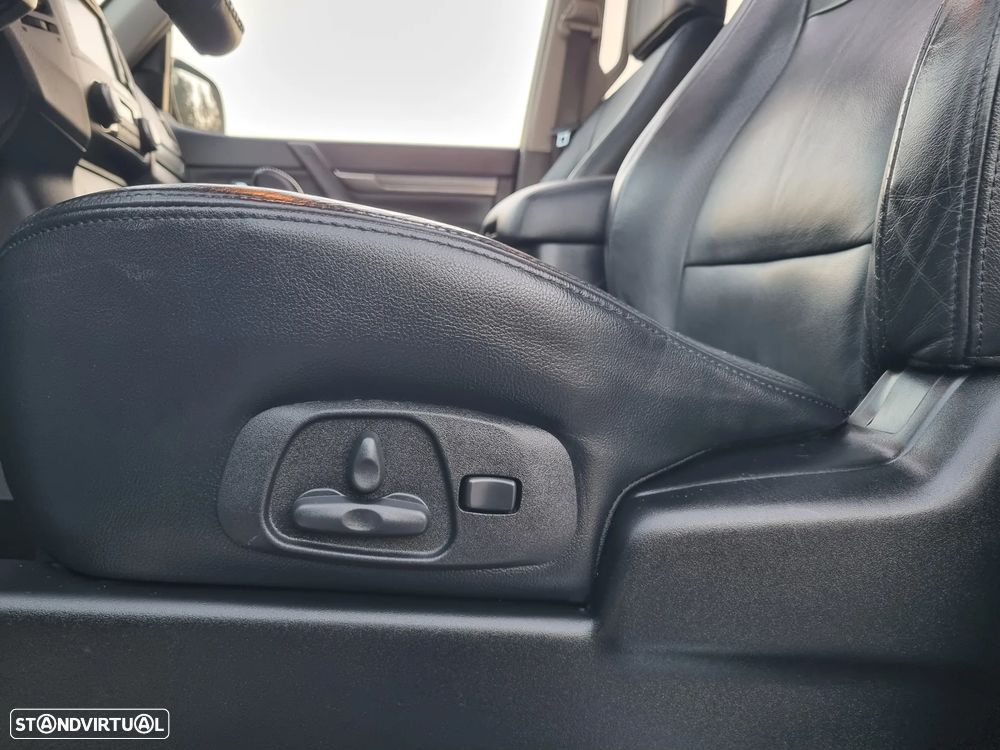 Mitsubishi Pajero 3.2 DI-D Intense CA - 20