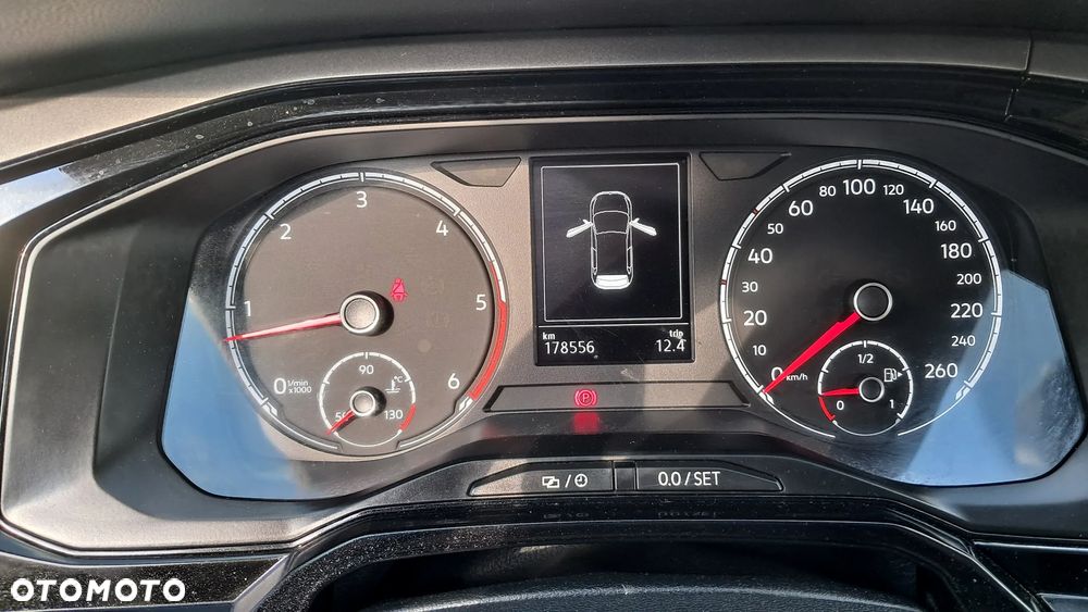 Volkswagen Polo 1.6 TDI SCR Comfortline - 8