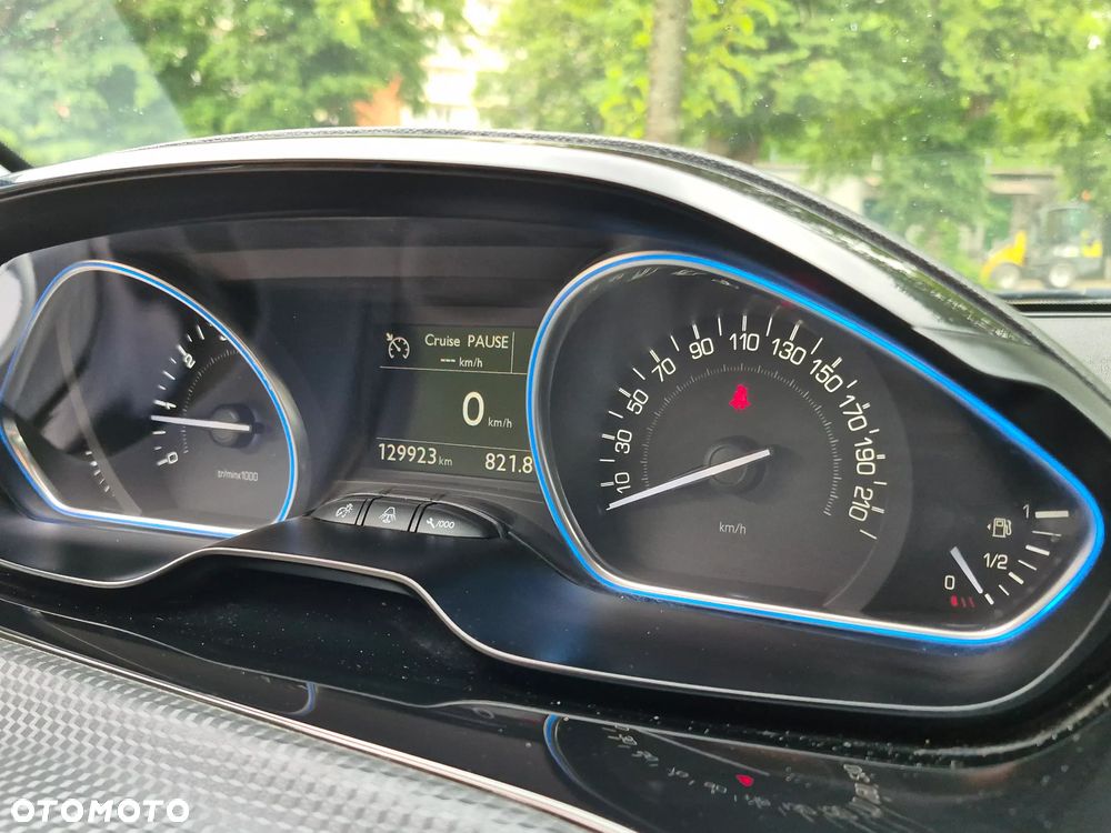 Peugeot 2008 1.2 Pure Tech GPF Crossway S&S - 37