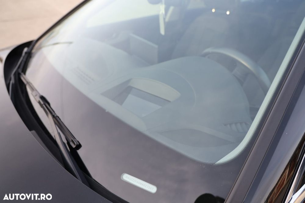 Audi A4 Avant 40 TDI S tronic - 18