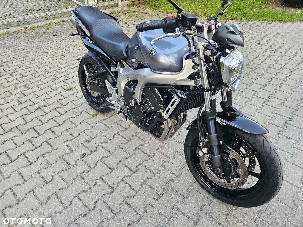 Yamaha FZ6 - 12