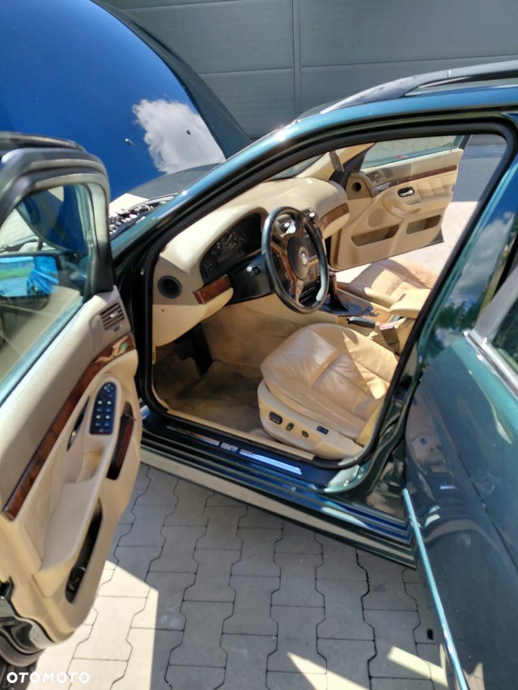 BMW Seria 5 - 18