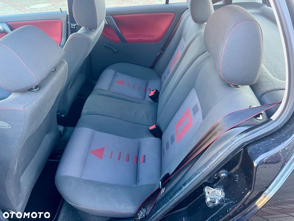 Volkswagen Polo - 15