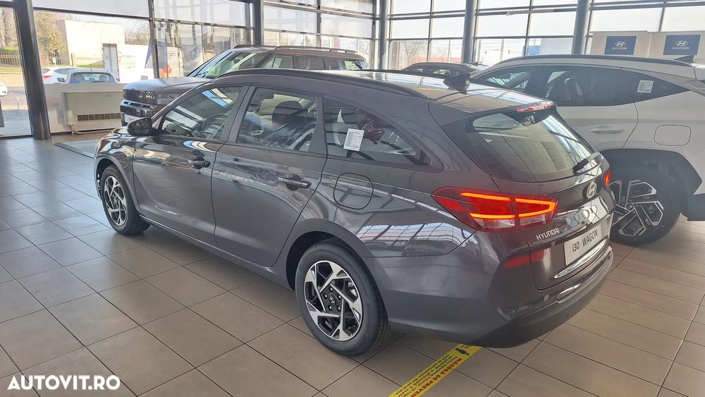 Hyundai i30 1.5 110CP 5DR M/T Comfort - 4