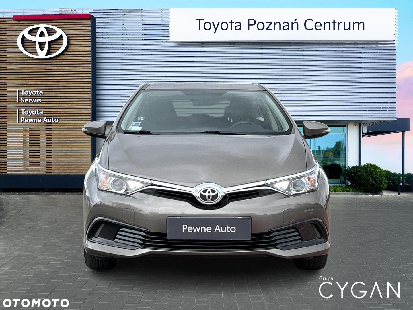 Toyota Auris - 8