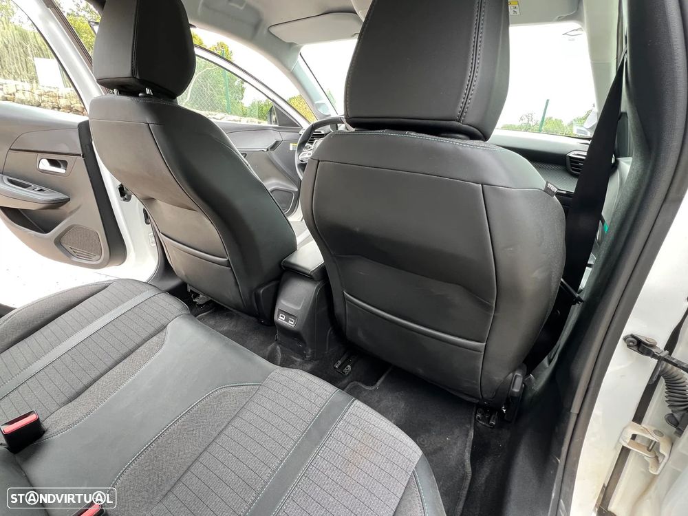 Peugeot 208 1.2 PureTech Allure EAT8 - 28