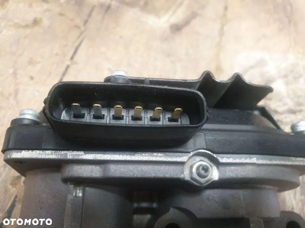 Przepustnica Yamaha XV1900 CFD Star Eluder Venture - 6