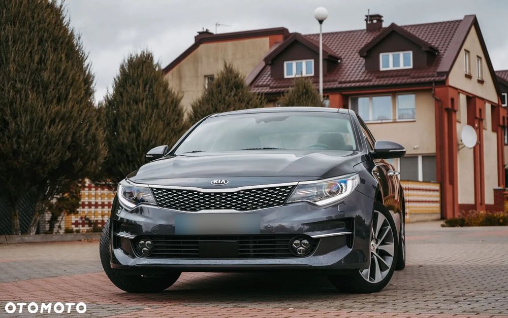 Kia Optima 1.7 CRDI XL DCT - 1
