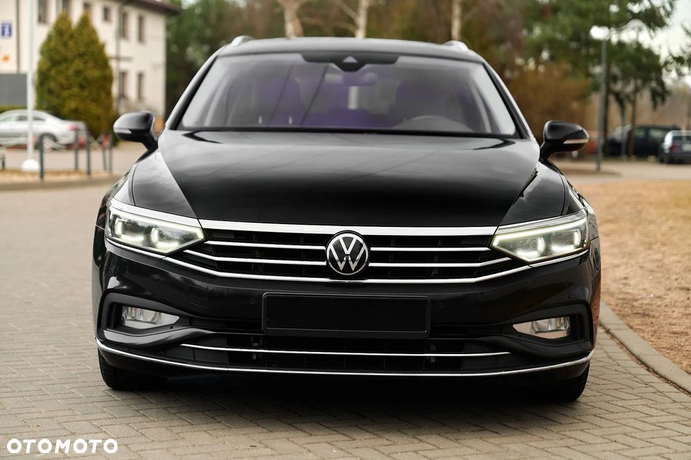Volkswagen Passat Variant 2.0 TDI EVO Elegance DSG - 5
