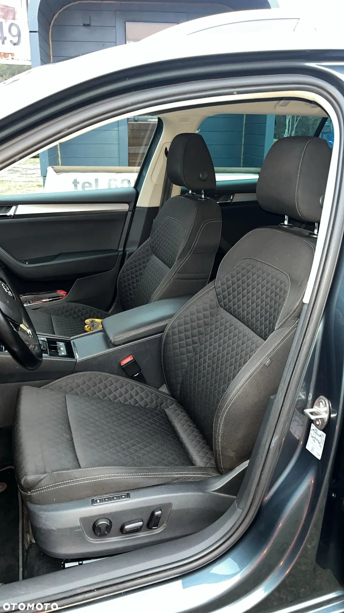 Skoda Superb 2.0 TDI 4x4 Active DSG - 6