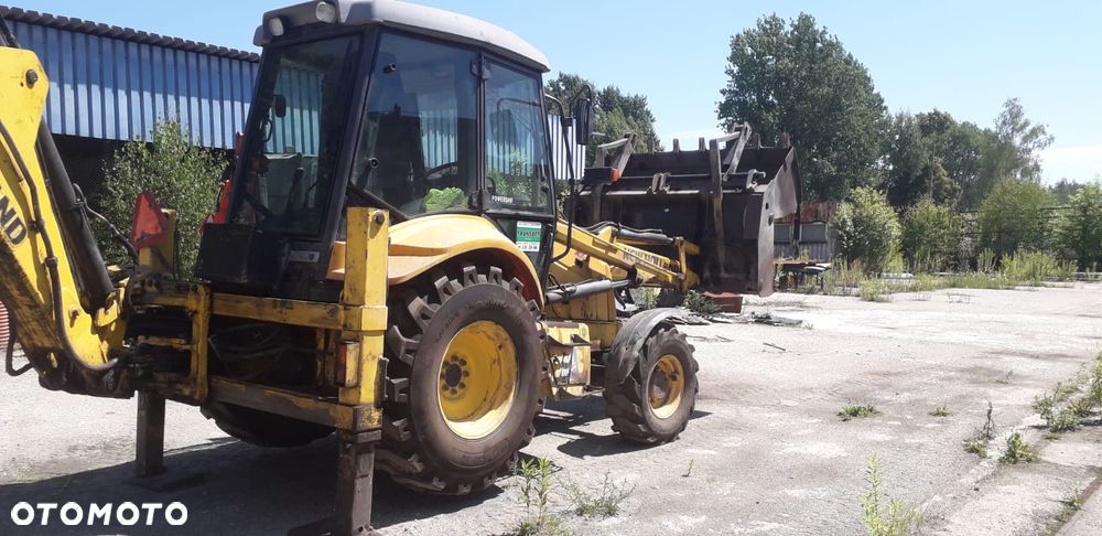 New Holland 110B - 2
