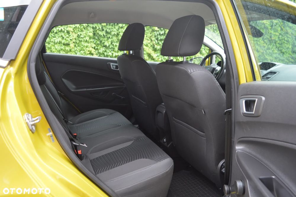 Ford Fiesta 1.0 EcoBoost Titanium - 23