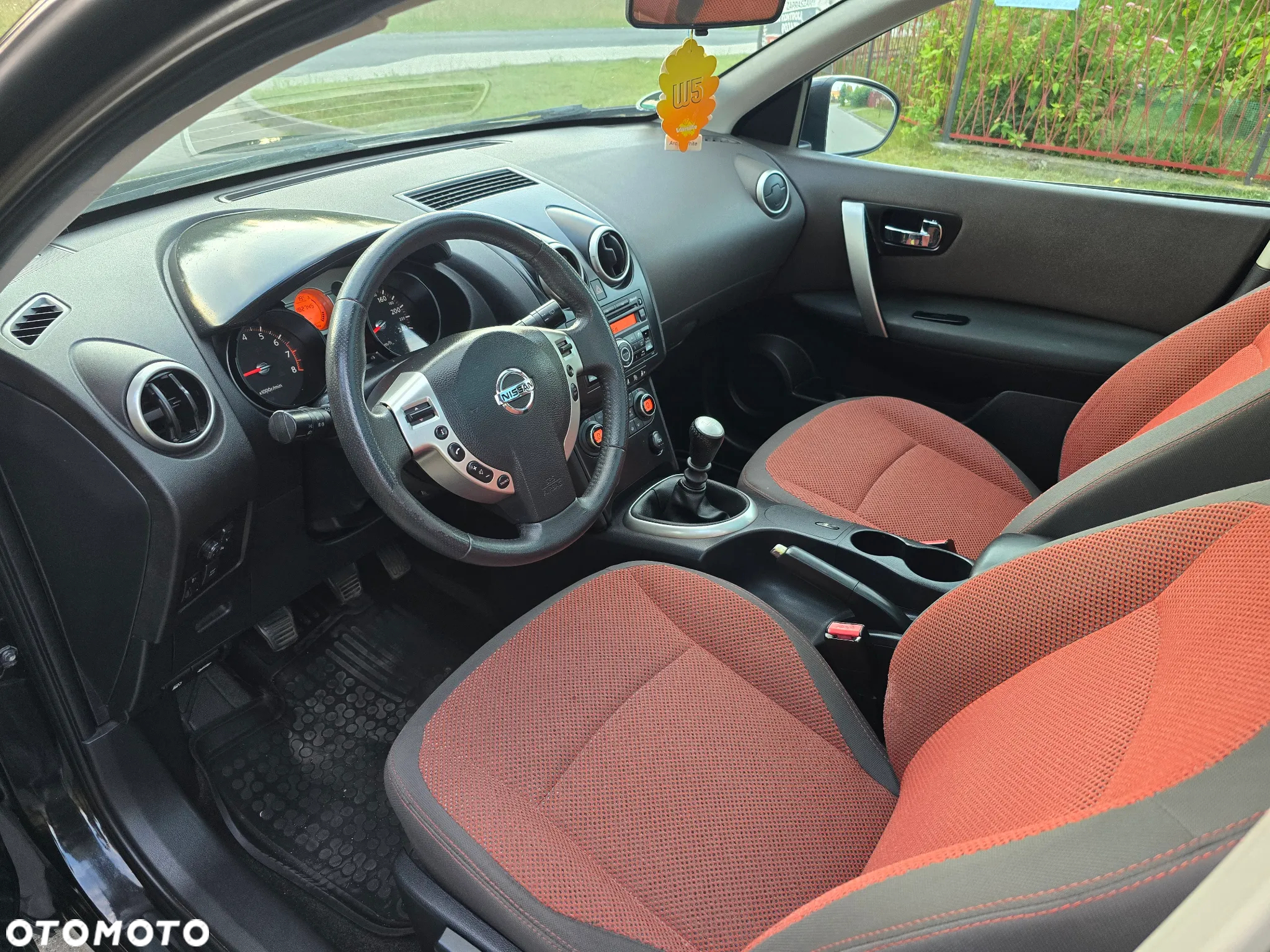 Nissan Qashqai 2.0 tekna - 25