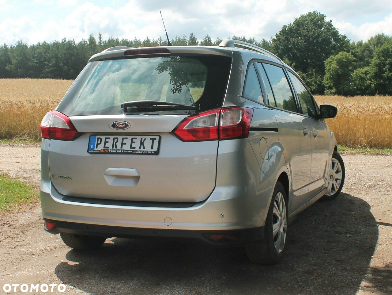 Ford Grand C-MAX - 15