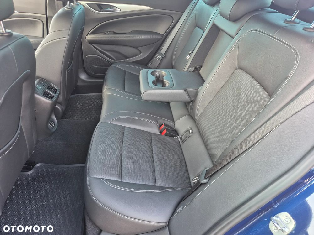 Opel Insignia 2.0 CDTI Ultimate S&S - 24