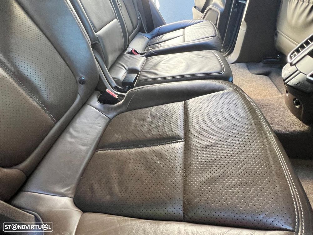 Porsche Cayenne Diesel Tiptronic S - 35