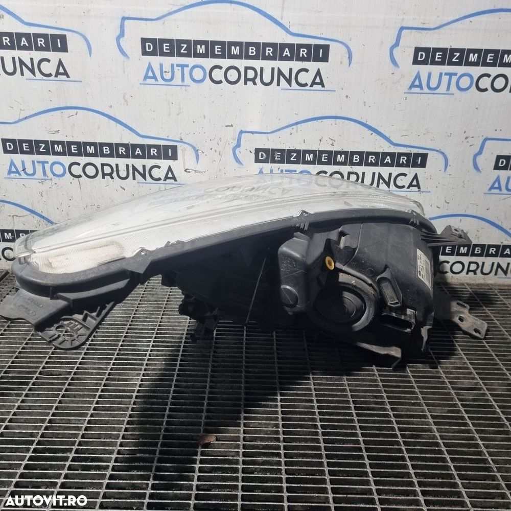 Far Stanga Ford Kuga II 2012 - 2014 SUV 4 Usi (1396) Fara xenon CV4413W030BE - 3