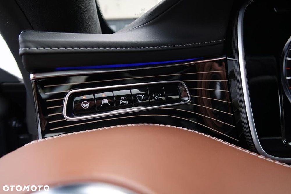 Mercedes-Benz Klasa S 500 4-Matic 7G-TRONIC - 24