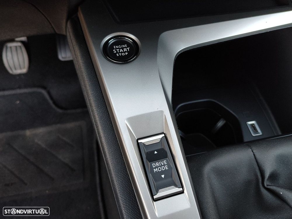 Peugeot 308 SW 1.2 PureTech Allure - 28