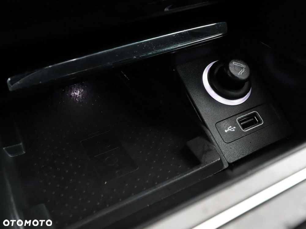 Skoda Superb 1.8 TSI DSG Ambition - 31