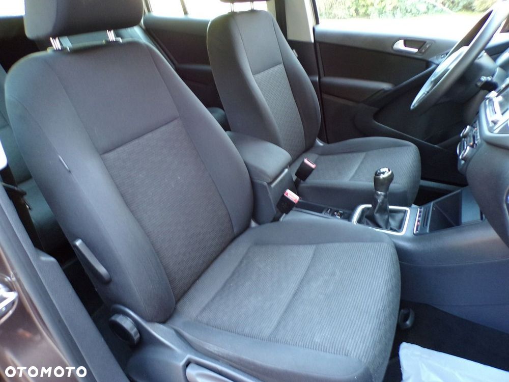 Volkswagen Tiguan - 24