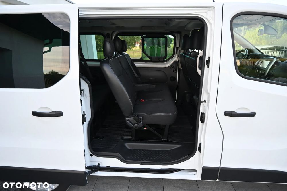 Renault Trafic - 11