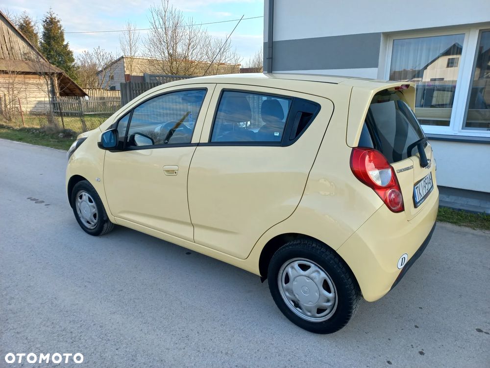 Chevrolet Spark 1.0 - 21