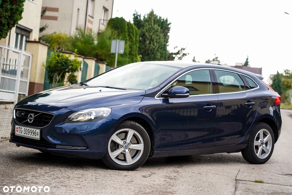 Volvo V40 D4 Geartronic Summum - 11