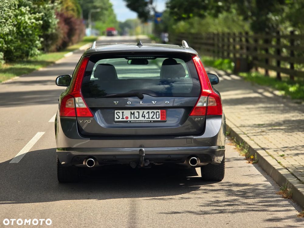 Volvo V70 2.0T Powershift RDesign - 16