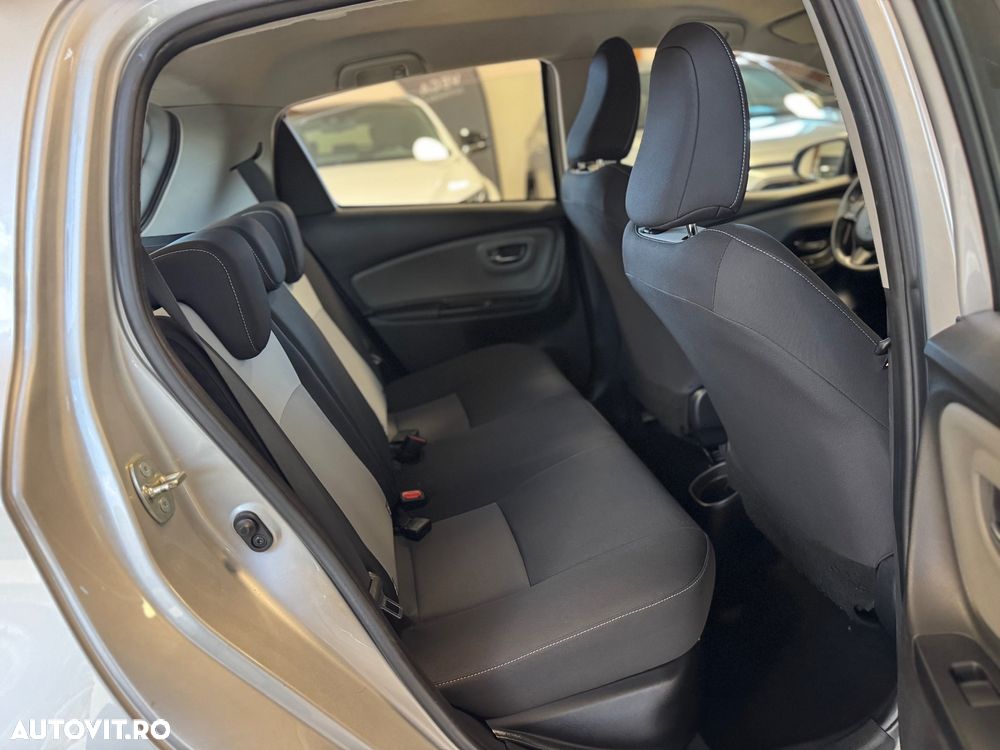 Toyota Yaris 1.5 VVT-i HSD Dynamic - 16