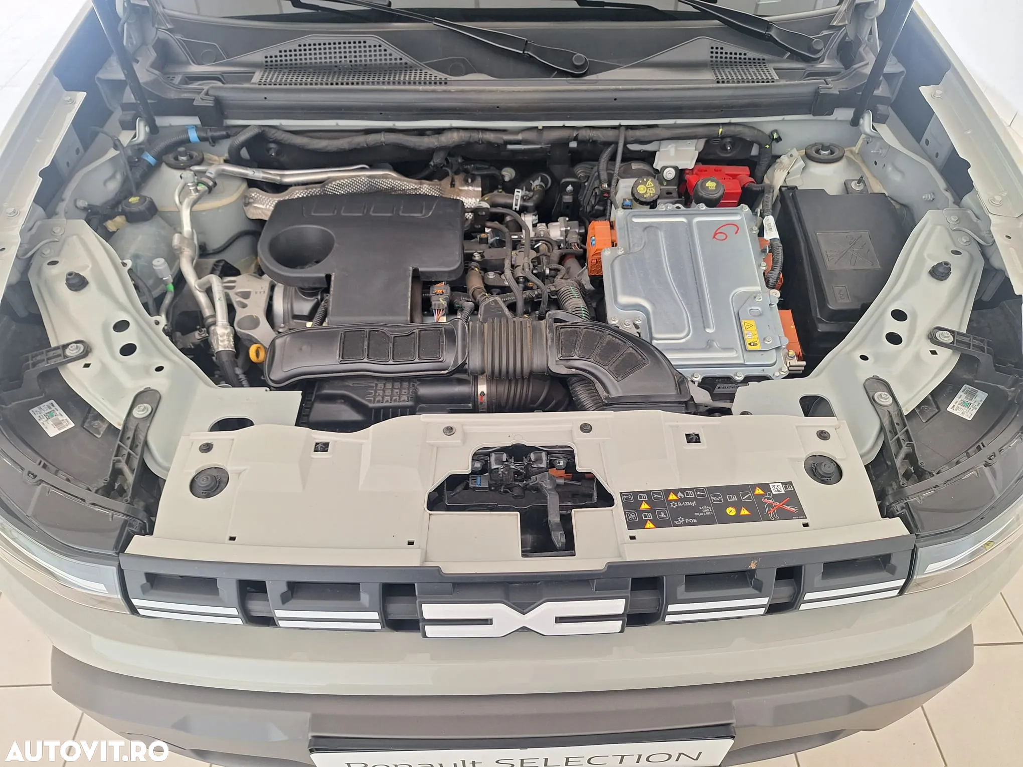 Dacia Duster HEV 140 Journey - 8