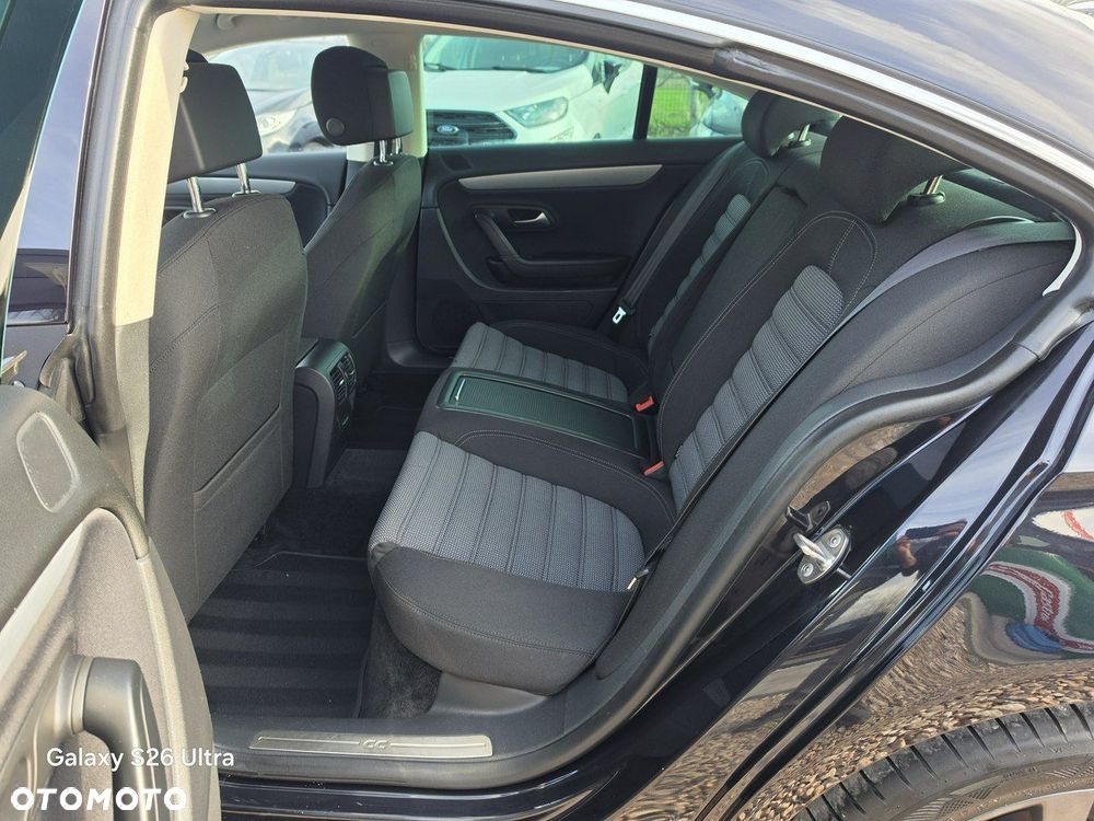 Volkswagen Passat CC - 30
