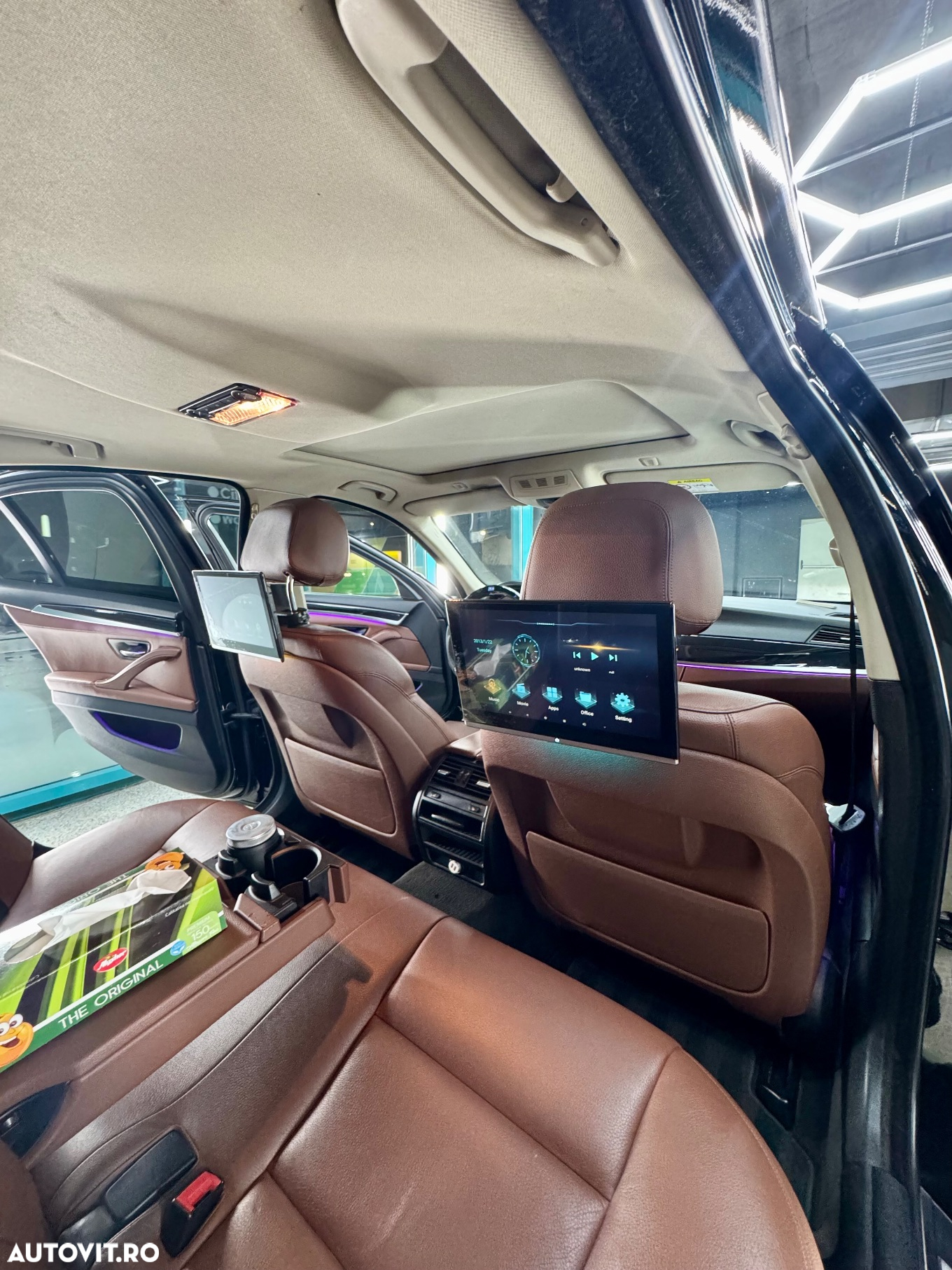 BMW Seria 5 520d AT - 11