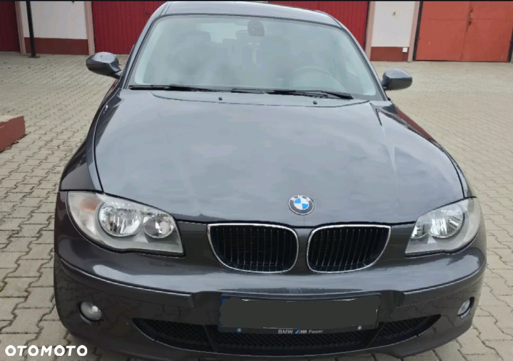 BMW Seria 1 2006 photo 3