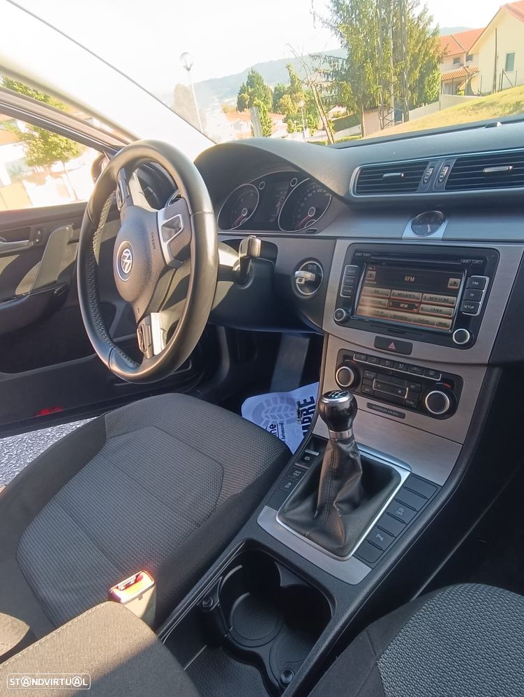 VW Passat Variant 2.0 TDI Confortline - 10