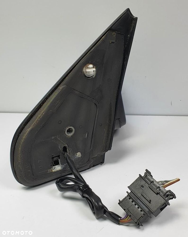 LUSTERKO PRAWE 5 PIN VW GOLF IV EUROPA - 4