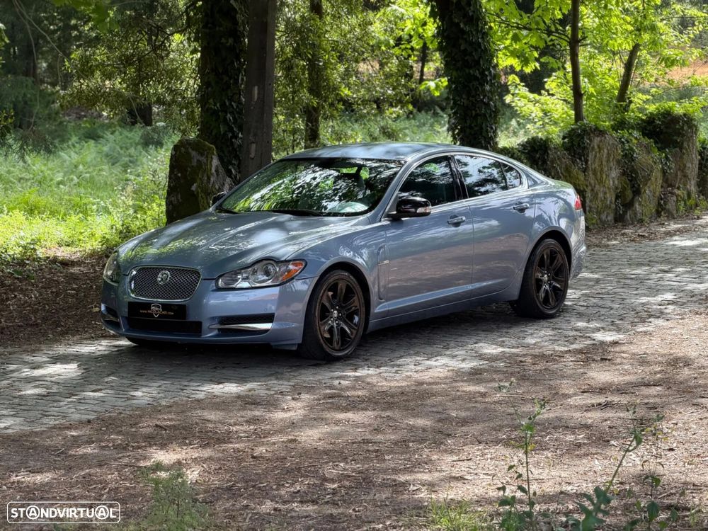 Jaguar XF 2.7 D V6 Premium Luxury - 5