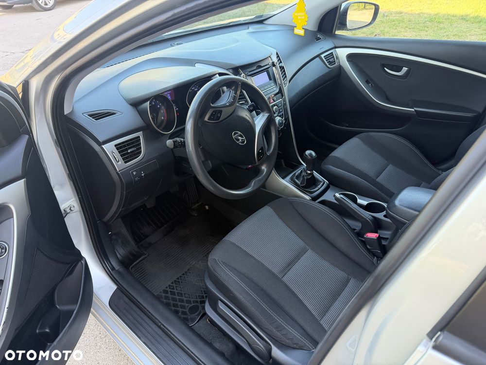 Hyundai i30 1.4 Classic - 10